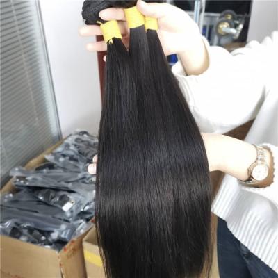 China Silky straight wave in stock 28 blonde 30 32 34 36 38 40in natural color #613 straight/deep wave wig cuticle aligned hair bundles for sale