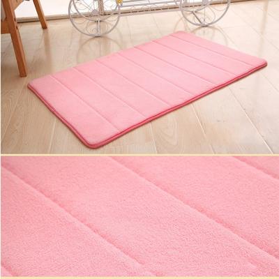 China Cheap Durable Horizontal Cover Stripes Bathroom Bath Mats 40cm60cm Absorbent Memory Foam Soft Comfort Non Slip Bath Mats for sale