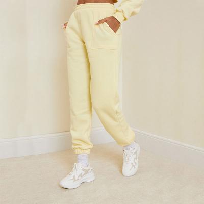 China Fashion Women Cotton Fleece Breathable Loose Integral Bulky Jogger Soft Pants Sweatpants With Side Pocket And Elastic Cuff for sale