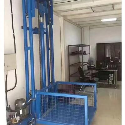 China Instalación de elevadores hidráulicos de carga de 1-2 toneladas con características de seguridad en venta