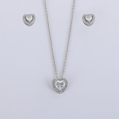 China Customized Nickel Free Heart Shaped Brass Women Necklace Chain Jewelry Gift For Party for sale