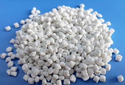 China 90% Pure Plastic Filler with Melting Point 120-180℃ CaCO3 Masterbatch zu verkaufen