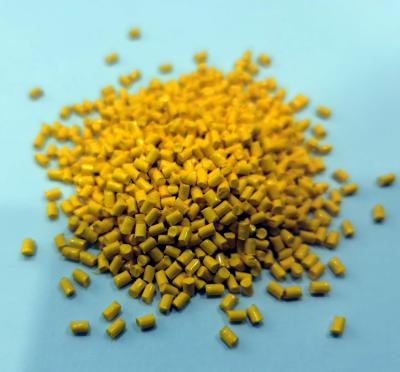 Chine Groupe principal de couleur jaune de colorant de LDPE pour le sac d'ordures de PE à vendre