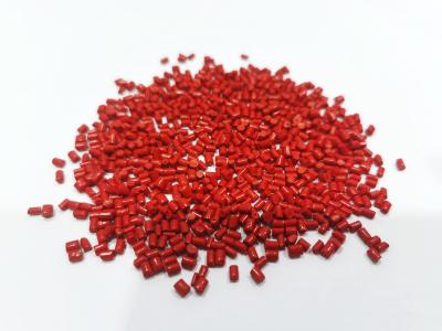 China Color rojo plástico Masterbatch que modifica el portador para requisitos particulares disponible con el portador de PE/ABS/PS/PP en venta