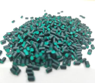 Chine Le moulage par extrusion en plastique de Masterbatch de couleur de PE vert ROHS a approuvé à vendre