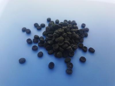 China CaO Black Desiccant Masterbatch For bereiten PET schwarze Taschen auf zu verkaufen