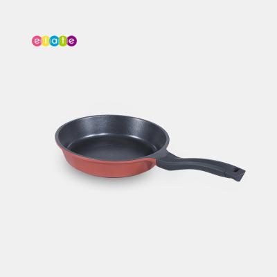 China Sustainable Frying Pan Factory Price Nonstick Die Cast Black Frying Pan for sale