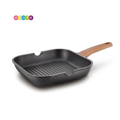 China Viable Square Pan Grill Fry Pan with Four Layer Nonstick Coating for sale