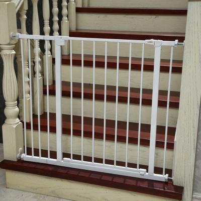 China Viable Collapsible Animal Baby Friendly Decorative Retractable Dog Cat Safety Gate for sale