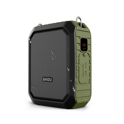 China SHIDU M800 UHF Original Waterproof Mobile Wearable Mini Portable Voice Amplifier Green Cordless Speakers With Micr 120*96*45mm for sale