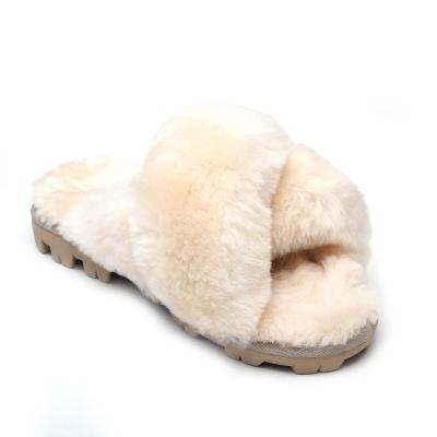 China Fashion Trend Customize Women's Slippers House Shoes Indoor Outdoor Comfortable Faux Rabbit Fuzzy Slippers for sale