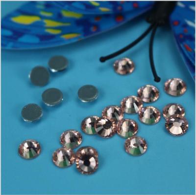 China High Quality Lightweight Fishing Flatback Machine Fix Hot Fix Rhinestones Iron on Rhinestone hotfix rhinestone for sale