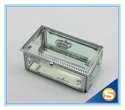 China Wedding Favors Wedding Favors Crown Glass Box Square Glass Box With Metal Jewelry Box for sale