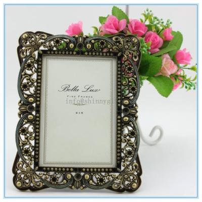 China Shinny Metal Of Gifts Metal Materials Family Tree Photo Frame Can Put Open Hot Girl Photo Sexy Women Photo In for sale