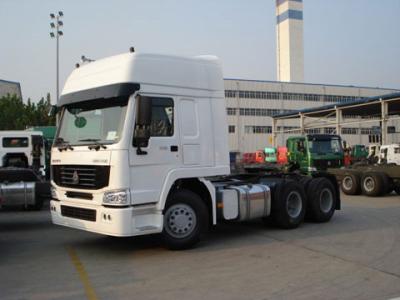 China camión blanco 6x4 del motor del color de la capacidad de cargamento 21-30ton SINOTRUK que conduce la grúa a Djibouti en venta