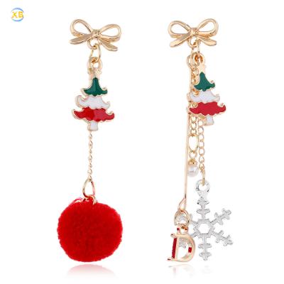 China Cute Wholesale Metal Bell Jewelry Tassel Ball Christmas Promotion Red Stud Earrings for sale