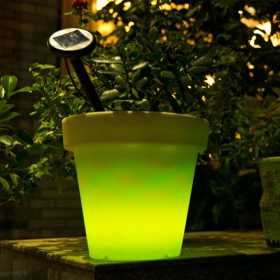 China Outdoor Garden Fashion Decoration Flower Pots Solar Energy Garden Lights for sale