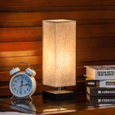 China Samll and wholesale cute lamp cheap wood base small bedside table lights factory modern hotel bedroom table lamp for sale