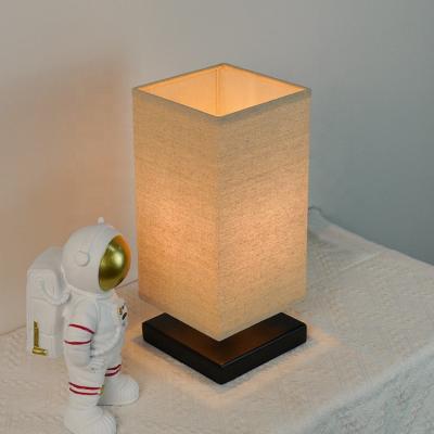 China Modern cheap table lamp wholesale decor office place bedside night lights table lamp with wood base for sale