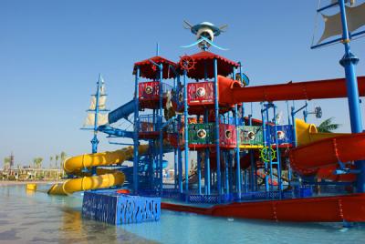 China Holiday Resorts Water Playground Equipment Hot Dip Galvanizing Steel Structure for sale