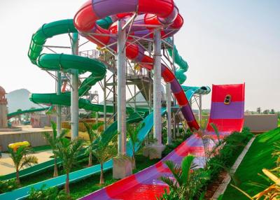 China Innenbereich Boomerango-Wasserrutsche-60X27M im Freien für Aqua-Park, Feiertags-Landhaus zu verkaufen