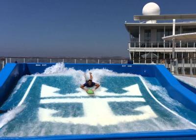 중국 매력적인 물결파 수영장 Flowrider 파도 스케이트보드 시뮬레이터 환경 친화적인 판매용