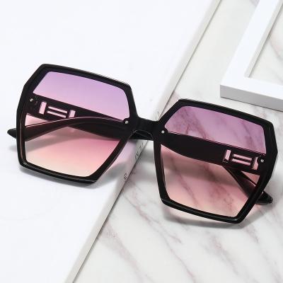 China Fashion Sunglasses KADIMA Eyewear 5303 New Style Frame Sunglasses Box Big Driving UV Protection Sun Glasses for sale