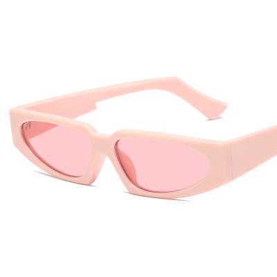 China Fashion Sunglasses KADIMA Eyewear 13037 Small Frame Cat Eye Sunglasses Outdoor Unisex Anti-UV Sunglasses for sale