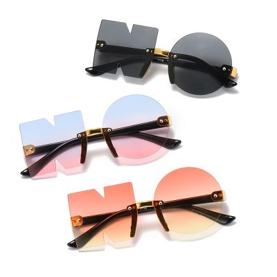 China Cool Fashion Sun Glasses KADIMA Eyewear 7716 Children's Sunglasses Stage Performance Baby Sunglasses for sale