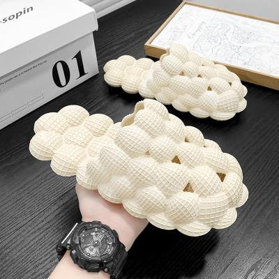 China High Quality Fashion Trend Gentleisure Bubble Women Slippers Massage Shoes Slipper Outdoor Indoor Ladies Women Slips Slippers for sale