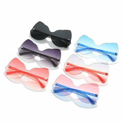 China UV400 GWTNN OEM Oculos De Sol One Piece Lens Cartoon Kitten Children'S Sunglasses Marine Lens Kids Shades for sale