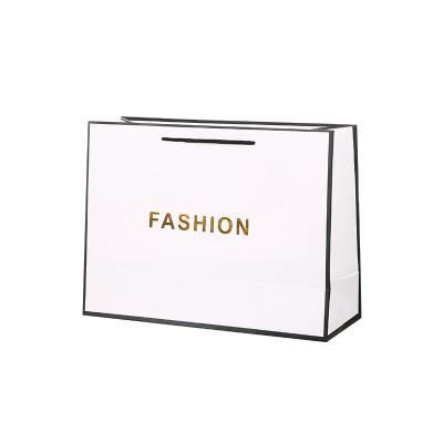 China Recyclable Customized White Kraft Paper Bag With Twisted Handle , High Quality Portable Paper Bag for sale