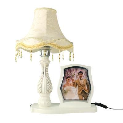 China Envrioment Friendly Top Selling With Picture Stand Art Desk Lamp Table Lamp With Photo Frame for sale