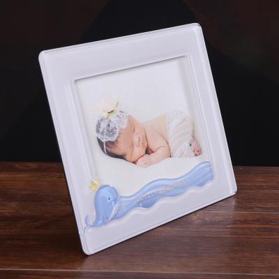 China High Quality Eco-friendly Transparent Acrylic Kids Room Decorating 6x4 Frame Photo Frame Light Blue Crystal Baby for sale