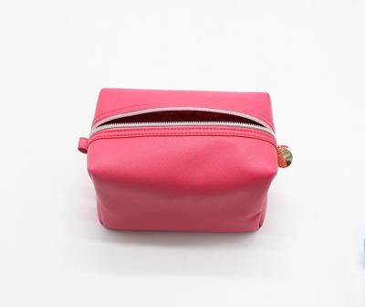 China 18.5cm Small Leather Cosmetic Pouch BSCI PU Leather Makeup Bag for sale