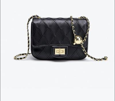 China Mini Female Crossbody Bag 20cm Black Purse With Gold Chain for sale