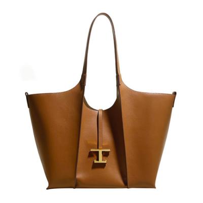 China Commuter Ladies Tote Handbag 30cm Brown Leather Tote Purse for sale