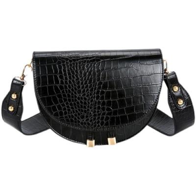 China 23cm 5cm Semi Circle Crossbody Bag Niche Crocodile Pattern Shoulder Bag for sale