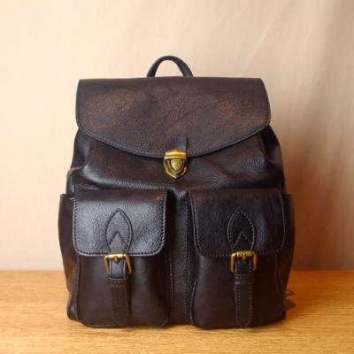 China 32cm Womens Waterproof Backpack Niche Vintage Leather Schoolbag for sale