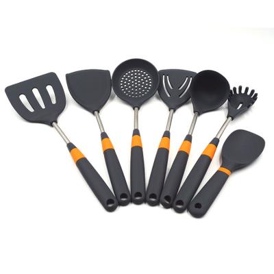 China Sustainable Utensil Good Quality Household Easy To Wash 7Pcs Kitchenware Silicone Kitchen Utensil Set for sale