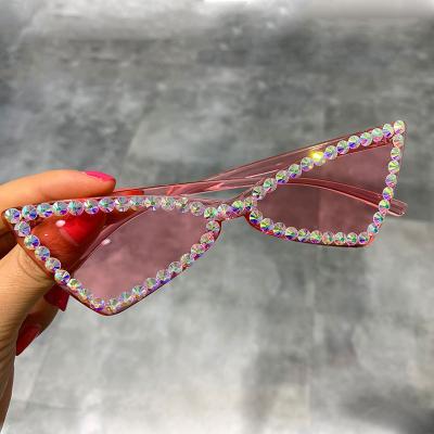 China Famous Rhinestone Designer Sunglasses Fashion Diamond Sunglasses Women Triangular 2022 for sale