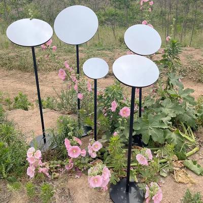 China Wedding Decoration Wedding Prop Iron Art Whose Road Has Fantasy Reflected Light Road Led Romantic Wedding Stage Deck Mirror Decoration Supplies for sale