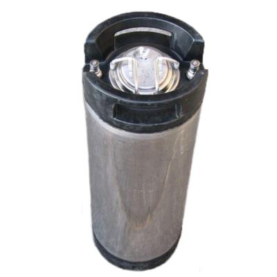 China 5 Gallon Ball Lock Sustainable Beer Keg With Rubber Grip for sale