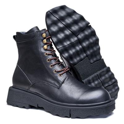 China 2022 Fashion Trend Custom Made New Fashion Men's Boots Soft Eva Leather Rubber Roman Overshoes for sale