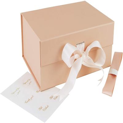 China Recycled Materials Luxury Sturdy Cardboard Foldable Gift Magnetic Box With Ribbon For Mothers And Fathers Day for sale