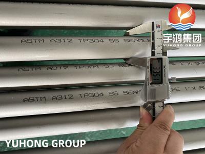 China Stainless Steel Seamless Pipe ASTM A312 TP304, Oil and Gas Usage for sale