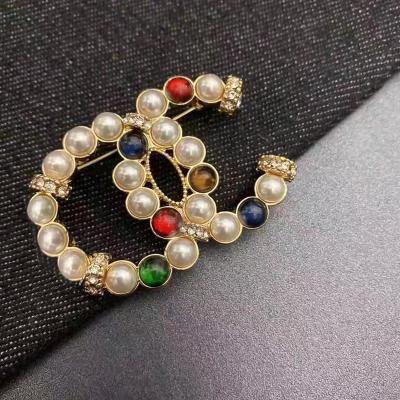 China COMBINE new fashion brooches tending European and American temperament shirts and suit brooches for women for sale