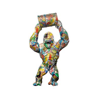 China Hot Sale Artificial Like Resin Gorilla Statue For Home Decoration Of Art Crafts 40CM Of Cakes New Product for sale