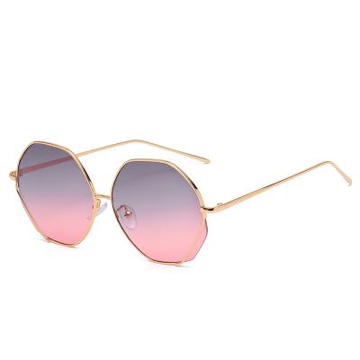 China 2021 Newest Fashion Men's Women's Snap Sun Glasses Fashion Promotional Round Street Glass Sunglasses Unisex Eyewear for sale