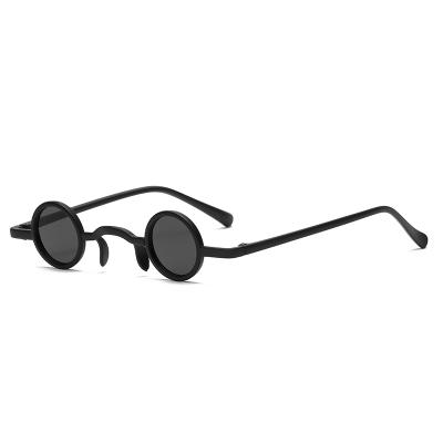 China Fashion sunglasses 2021 trending sunglasses shape small vintage 2021 round sunglasses for sale